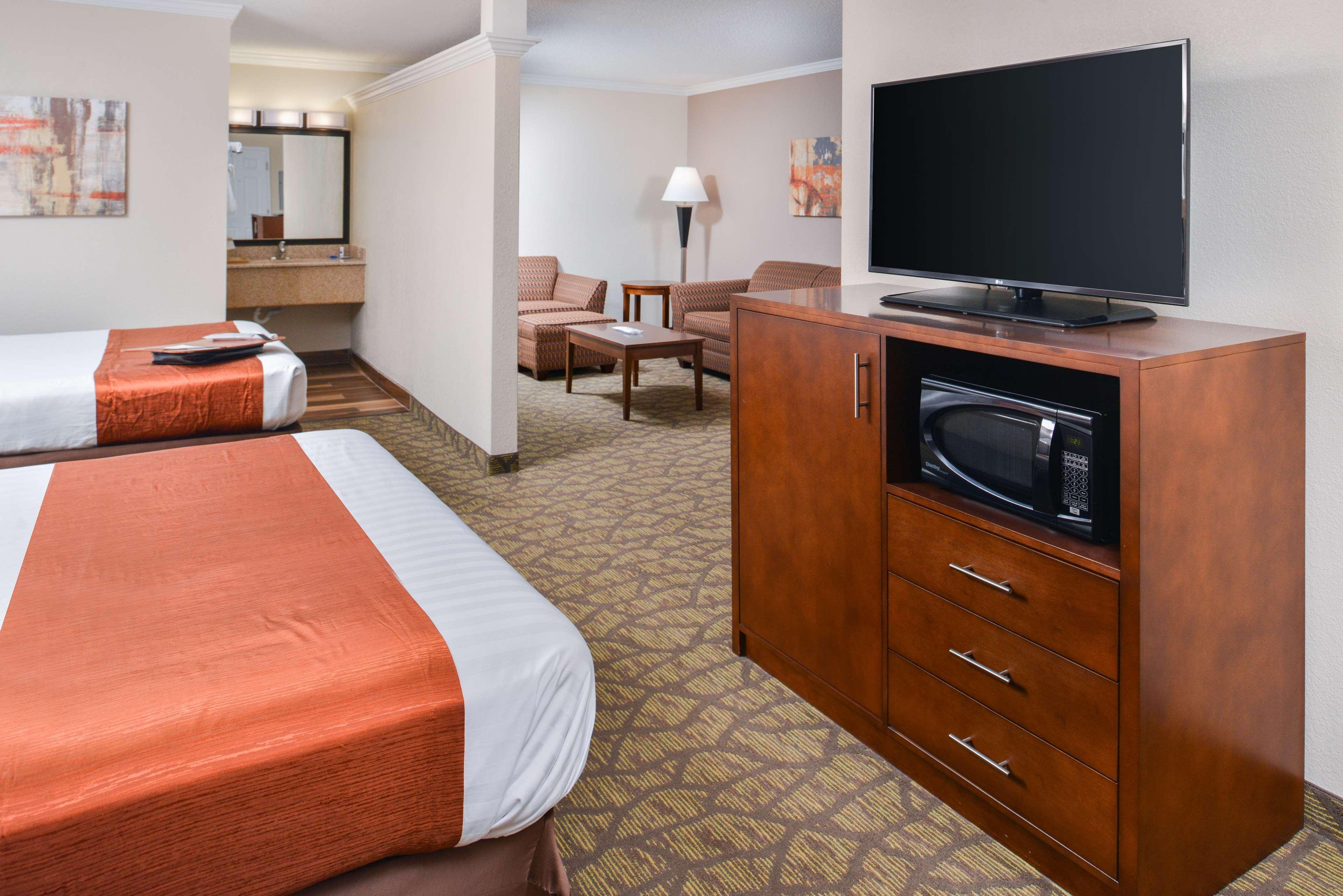 Best Western Of Hartland Екстериор снимка