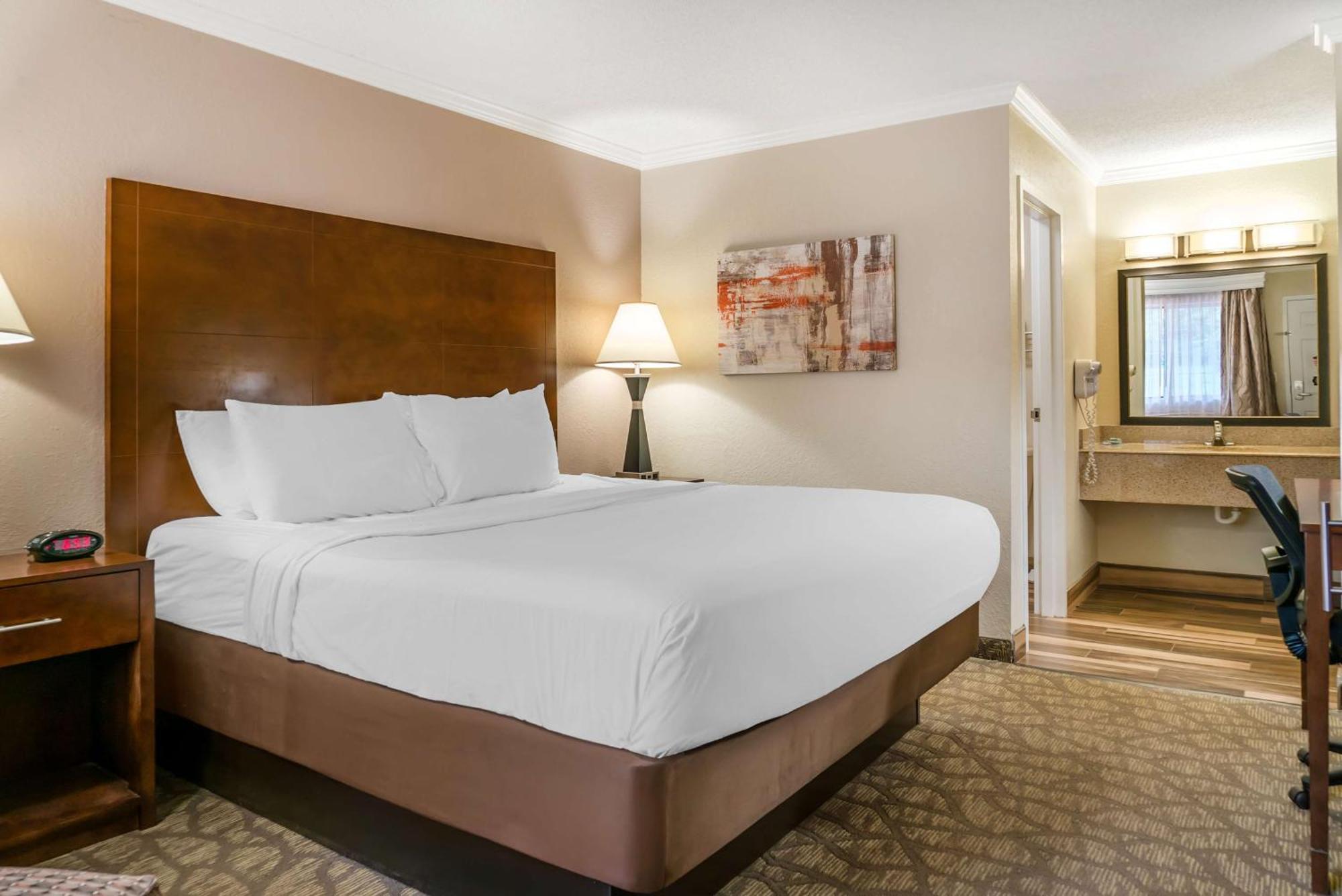 Best Western Of Hartland Екстериор снимка