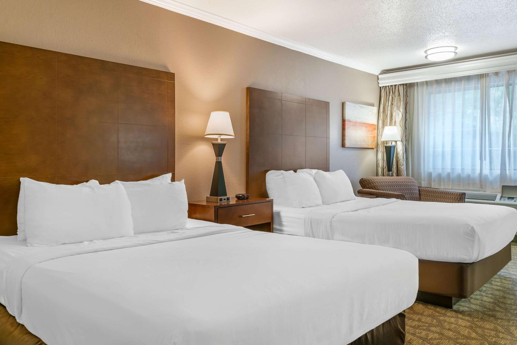 Best Western Of Hartland Екстериор снимка